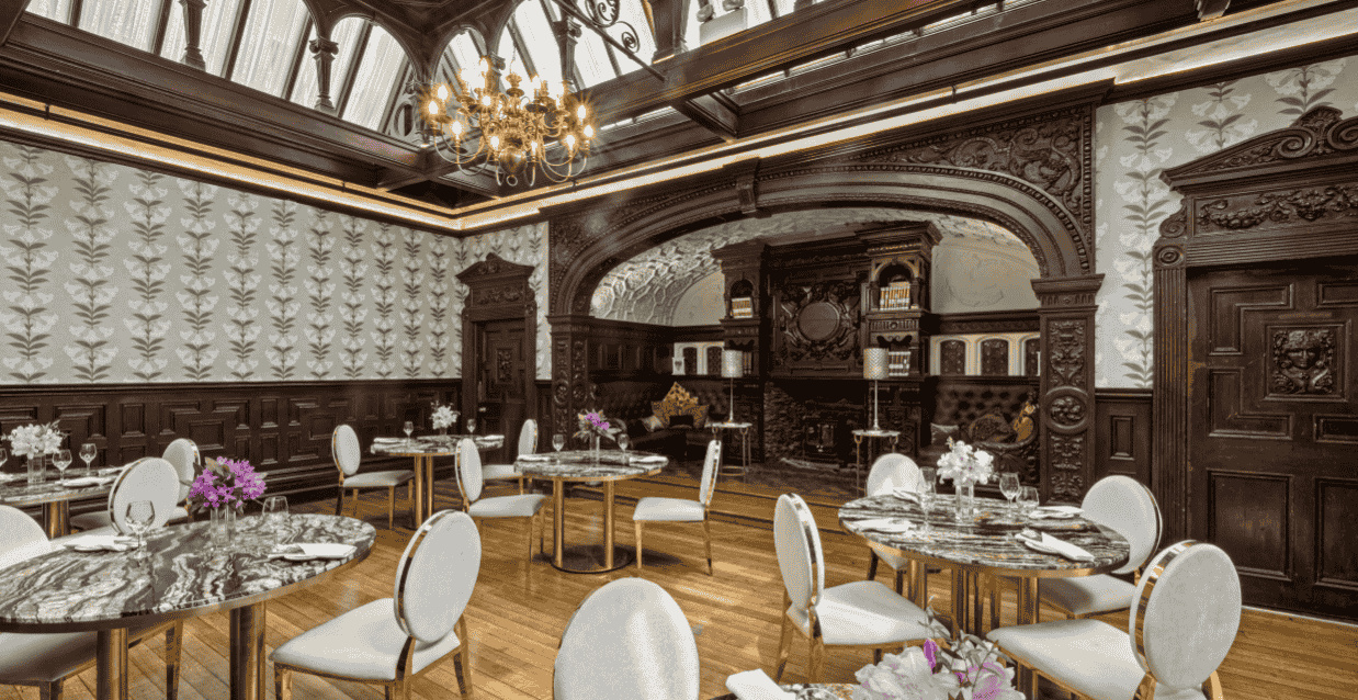 Corks Vienna Woods Hotel Oak Room