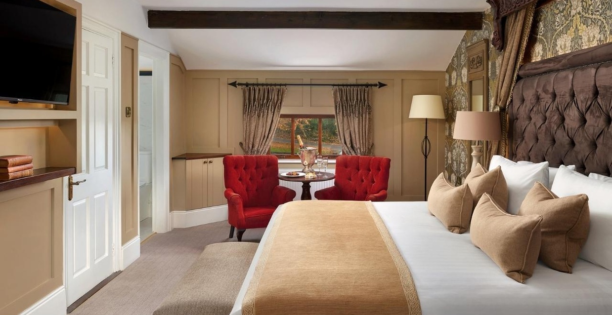 Cabra Castle Courtyard Room