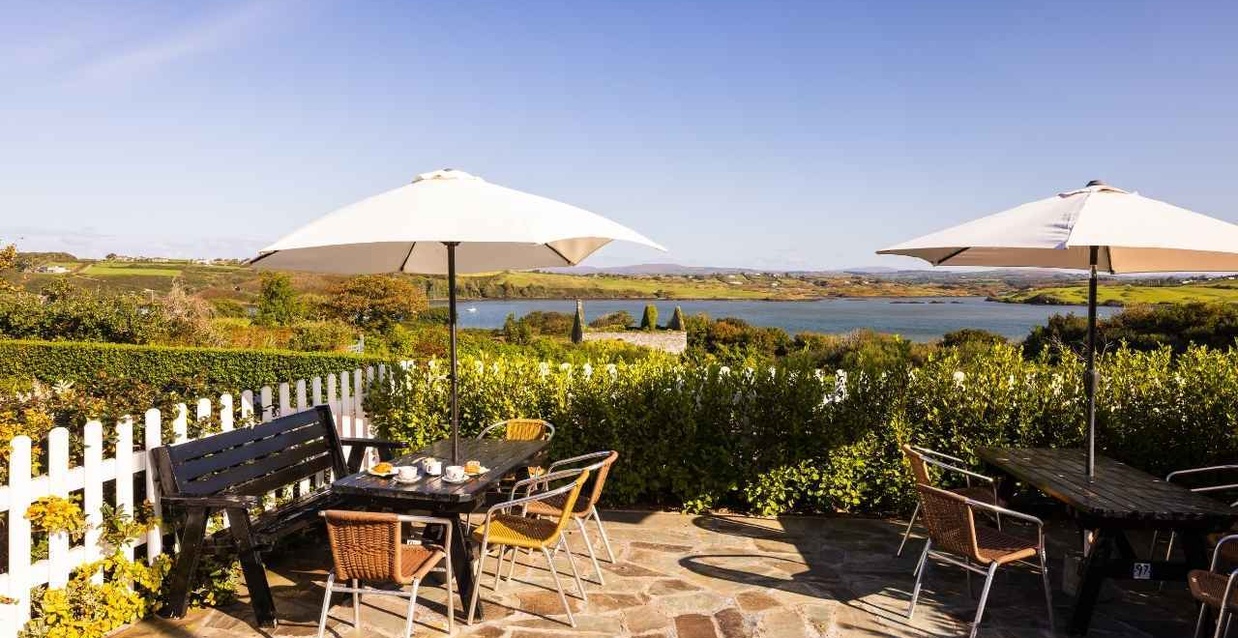 Caseys of Baltimore Outdoor Dining