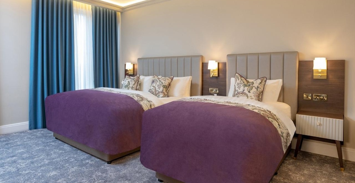 Corks Vienna Woods Hotel New Bedroom 3