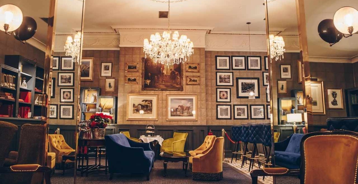 Fitzpatrick Castle Hotel Bar 2