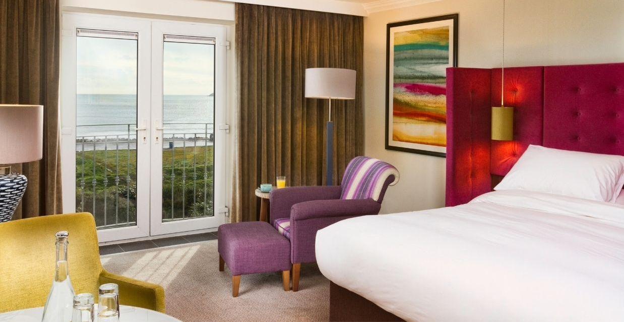 Garryvoe Hotel Seaview Pink Room