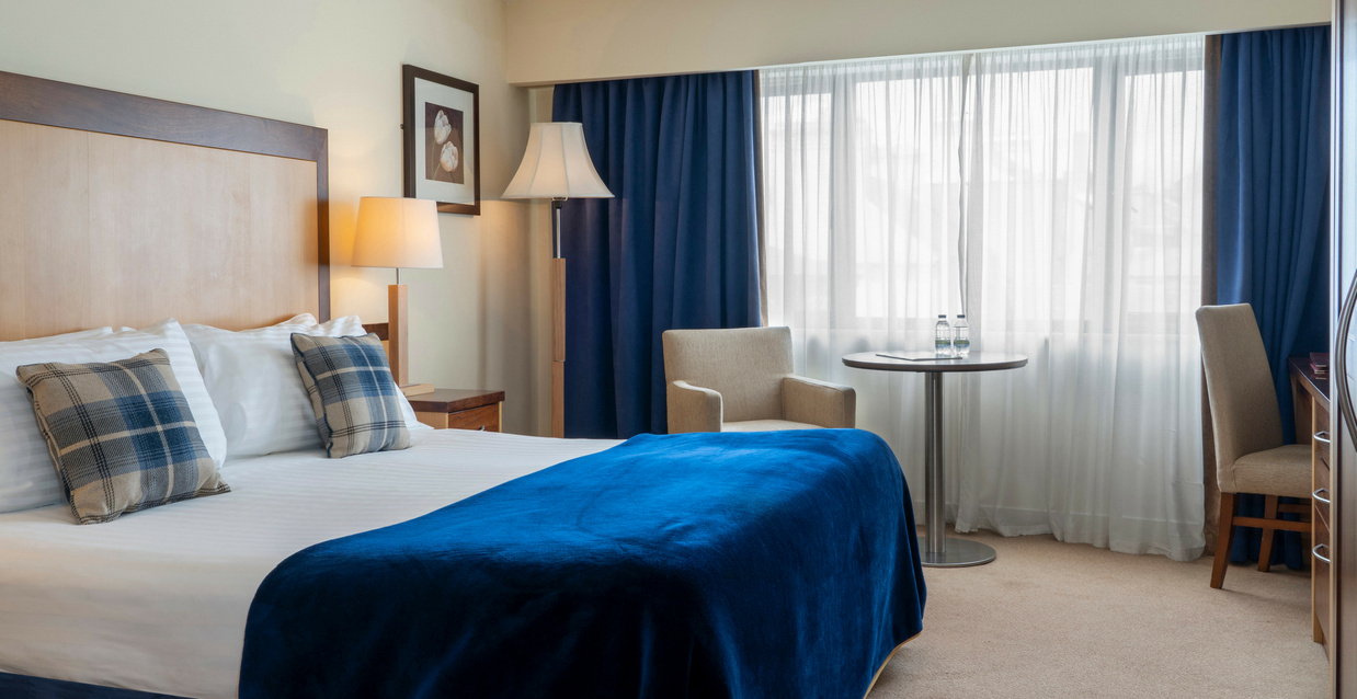 Headfort Arms Hote Bedroom 2