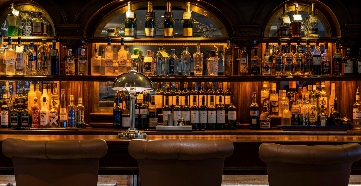Headfort Arms Hotel Keltic Bar 2