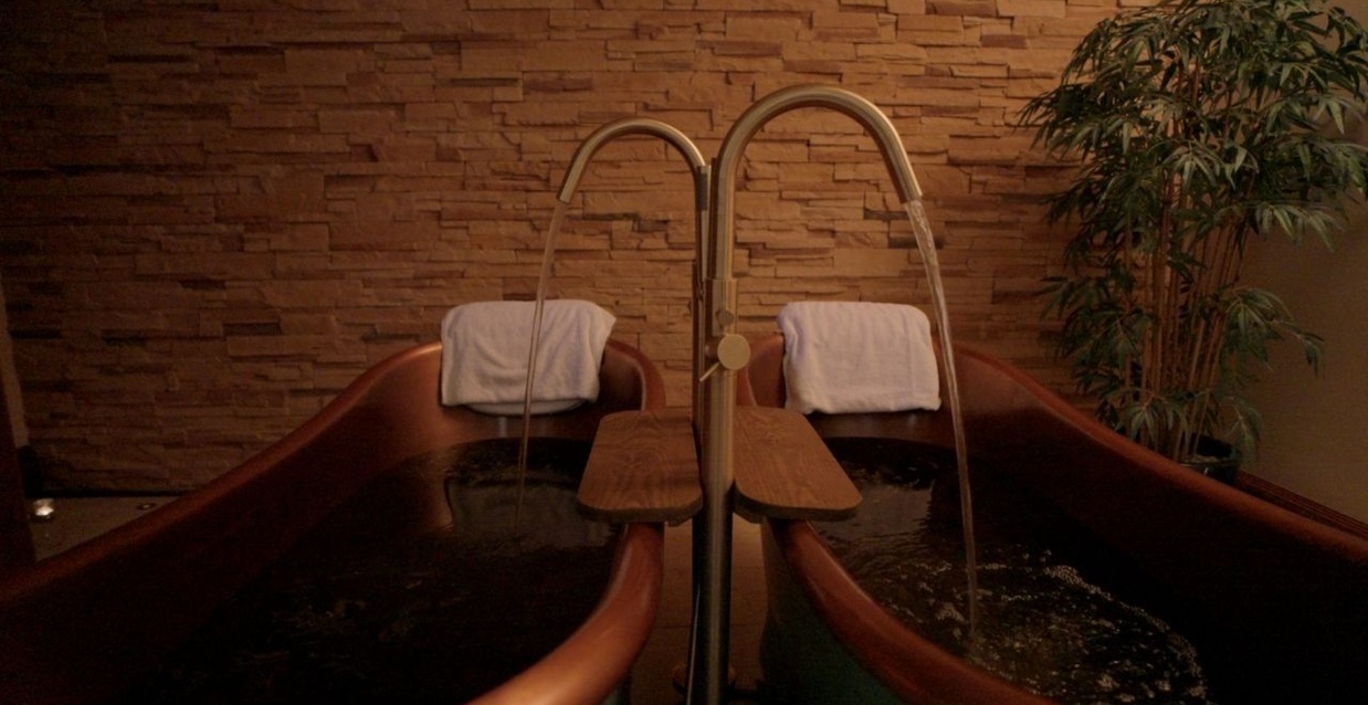 Kilronan Castle Spa Baths 3