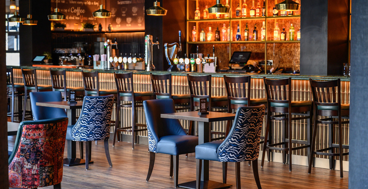 Newtown Park Hotel Bar 2