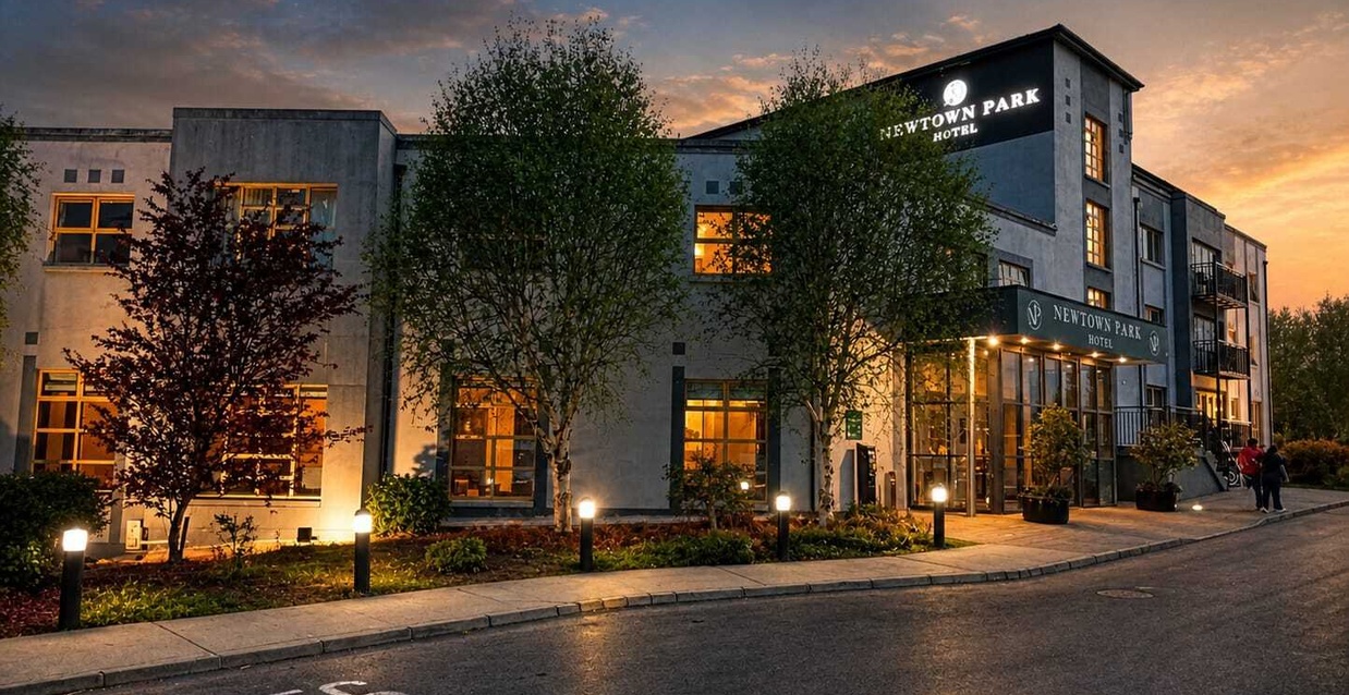 Newtown Park Hotel Exterior