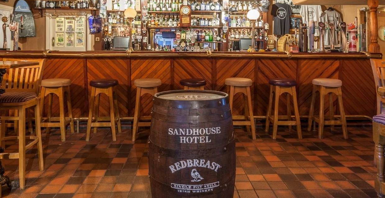Sandhouse Hotel Bar