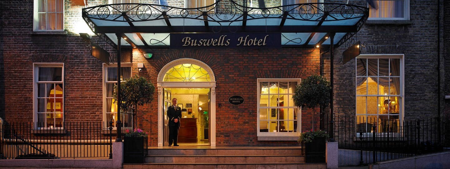 Buswells Hotel Exterior 2 1