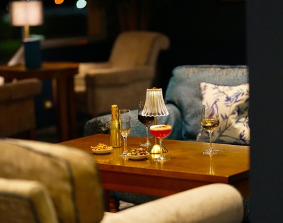 The Majestic Drinks in the lobby