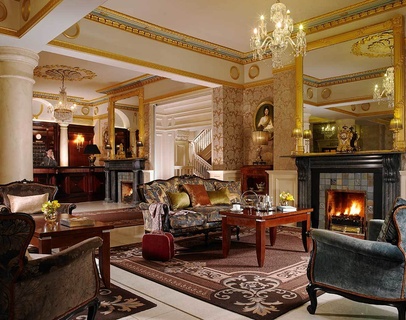 Buswells Hotel Portrait 2