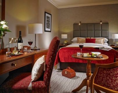 Buswells Hotel Portrait 3