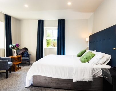 Caseys of Baltimore Double Room 2