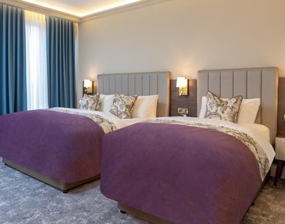 Corks Vienna Woods Hotel New Bedroom 3