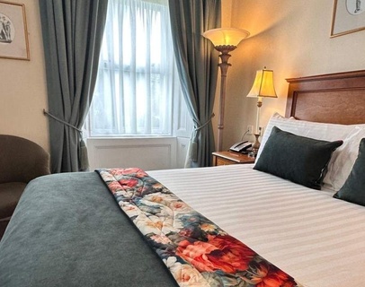 Headfort Arms Hotel Bedroom
