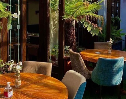 Headfort Arms Hotel Beer Garden