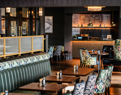 Newtown Park Hotel Bar 3