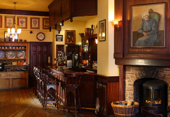Dingle Benners Hotel 1