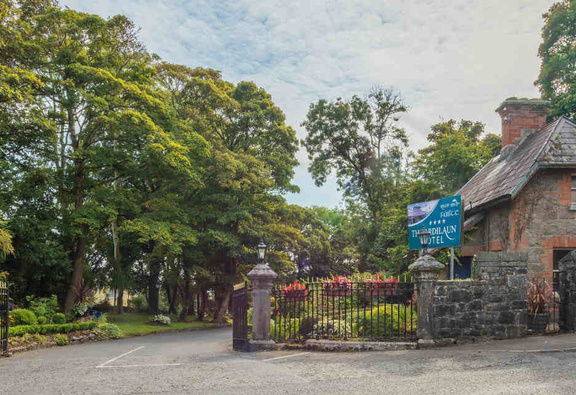 The Ardilaun Hotel Entrance and Gate Lodge