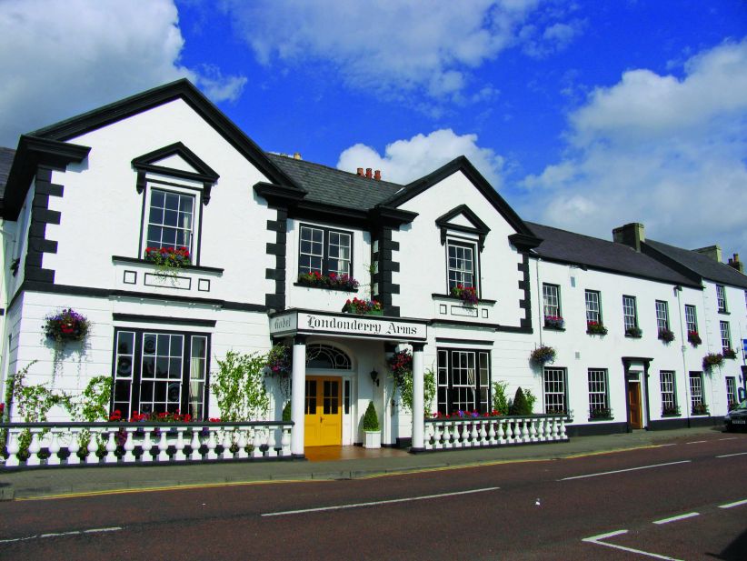 Londonderry Arms Hotel Exterior 3